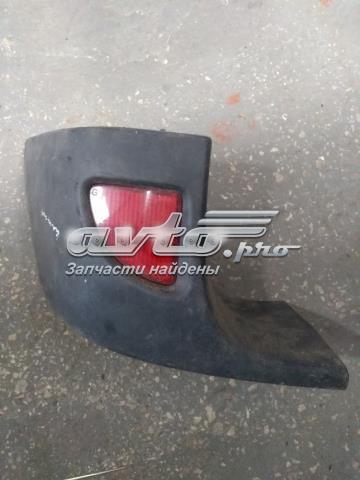 Задний бампер 8200150631 RENAULT
