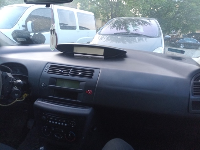 Панель салона передняя "торпедо", верхняя часть 8211NX PEUGEOT