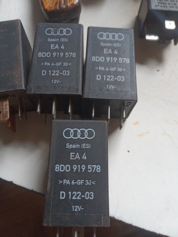 Реле кондиционера 8D0919578 VAG