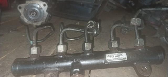 Рампа форсунок системы впрыска топлива 9681649580 PEUGEOT