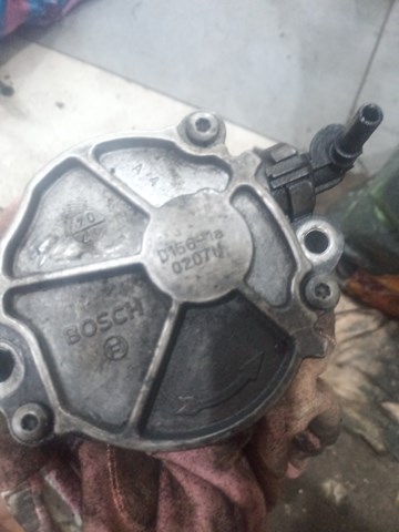 Насос вакуумный D1561A PEUGEOT