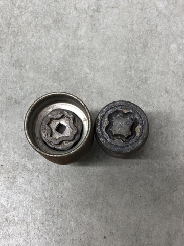 HYUNDAI 0B00237160 Гайка колесная в наличии Черновцы