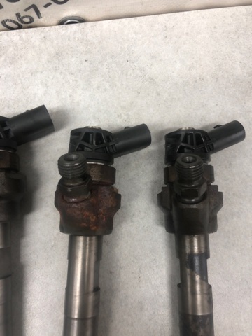 Топливные форсунки 13538576298 BMW