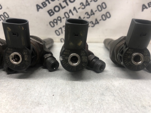 13538576298 BMW Форсунка впрыска топлива купить в Хмельницкий