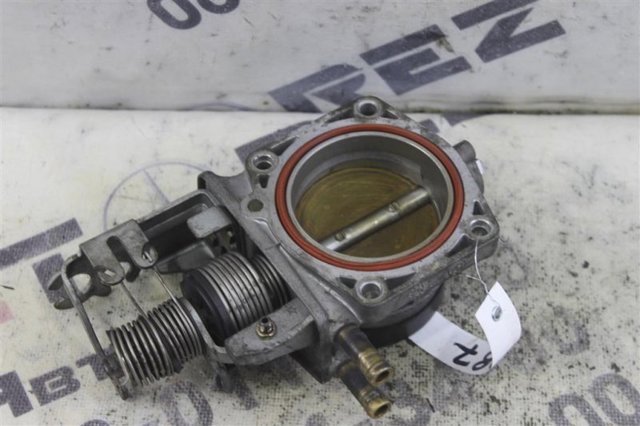 Заслонка воздушная 13541433385 BMW