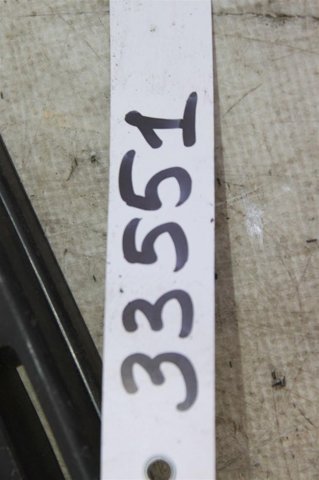 Левый кронштейн переднего бампера 1T0807889B VAG
