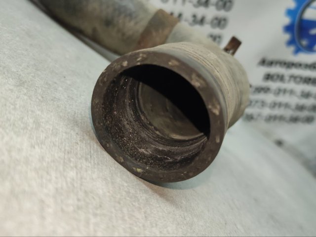 Патрубок радиатора охлаждения нижний 21504JG70A NISSAN