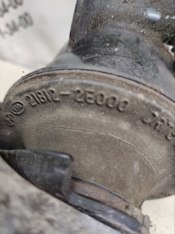 HYUNDAI 218102E000 Подушка (опора) двигателя правая в наличии Кривой Рог