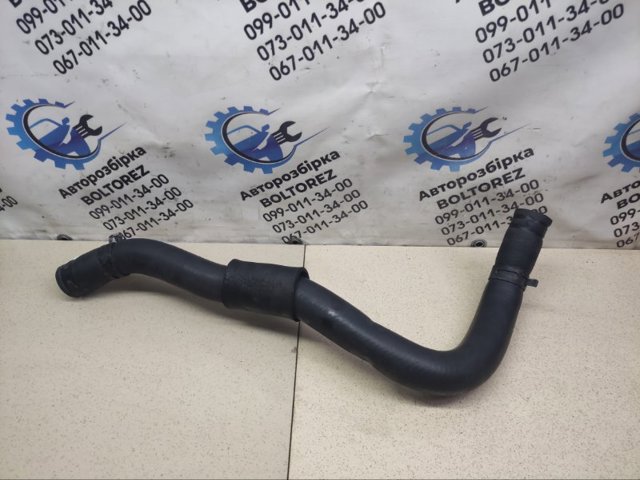Патрубок системы охлаждения 254112E100 HYUNDAI