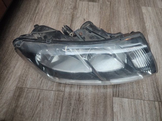260105559R RENAULT Правая фара купить в Винница