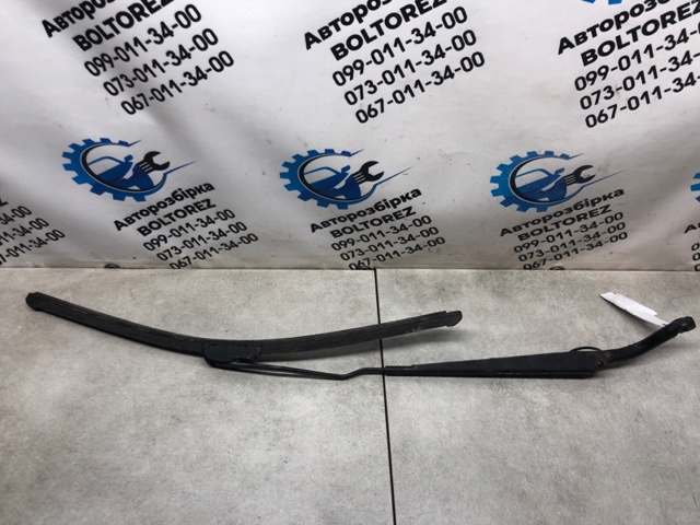 Поводок дворника 30697573 VOLVO