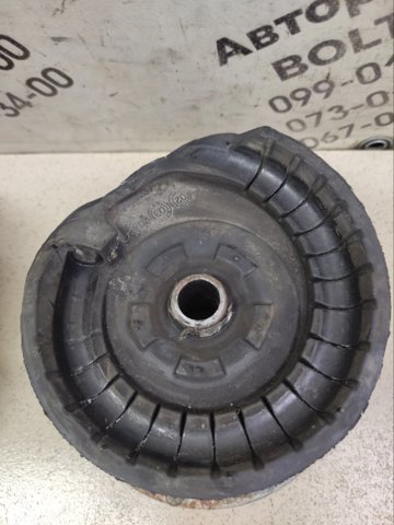 VOLVO 30714968 Опора переднего амортизатора в наличии Одесса
