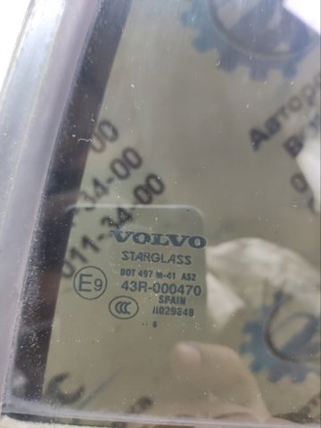 VOLVO 30799287 Стекло-форточка двери задней правой в наличии Запорожье