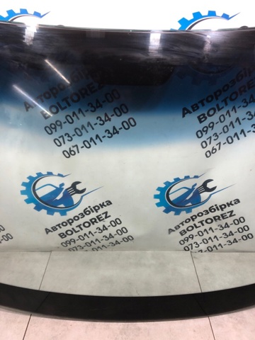 Ветровое стекло 31299894 VOLVO