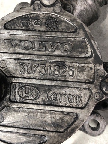 31375106 VOLVO Вакуумный насос купить в Киев