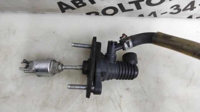 Главный цилиндр сцепления 3142042050 TOYOTA