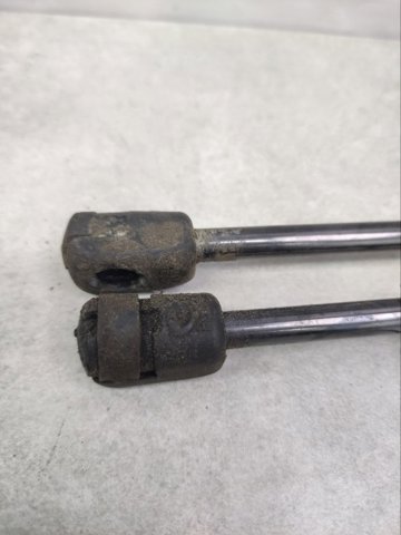 Газовый упор багажника 3B5827550G VAG