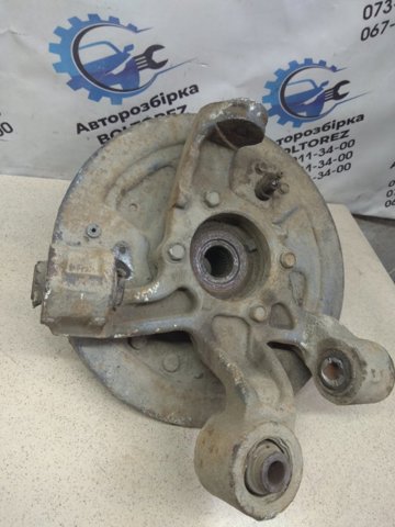 SUZUKI 4611065J00 Цапфа задняя правая в наличии Черкассы