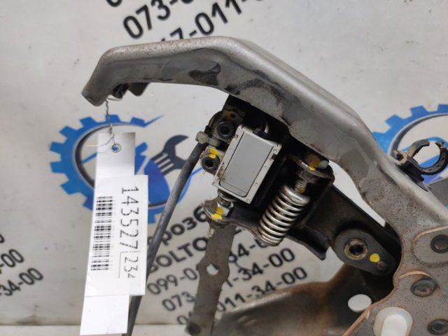 TOYOTA 4711042180 Педаль тормоза в наличии Ровно