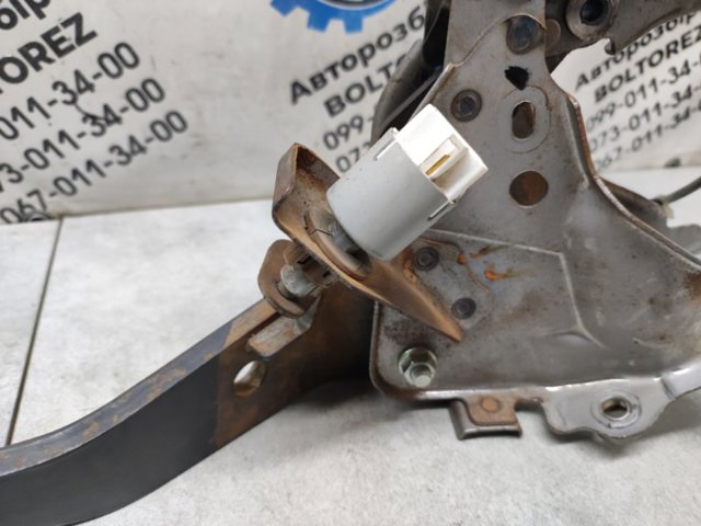 4711042180 TOYOTA Педаль тормоза купить в Винница