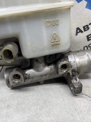 Цилиндр тормозной, главный 4808835 OPEL