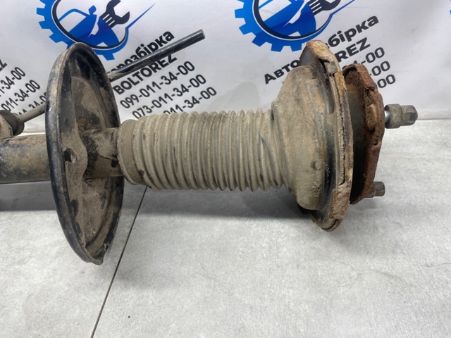 TOYOTA 4851049375 Амортизатор передний правый в наличии Украина
