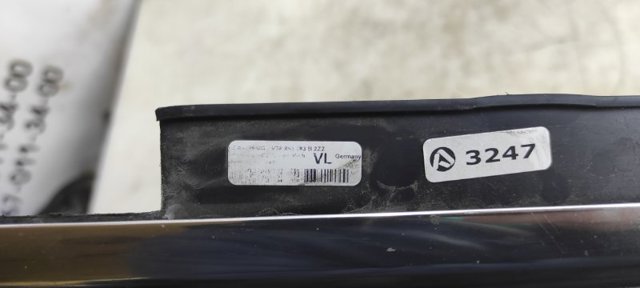 4G8853283B2ZZ Молдинг опускного стекла двери передней левой купить Одесса