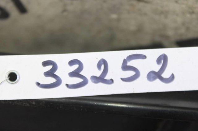 Решетка переднего бампера, левая 4L0807681 VAG