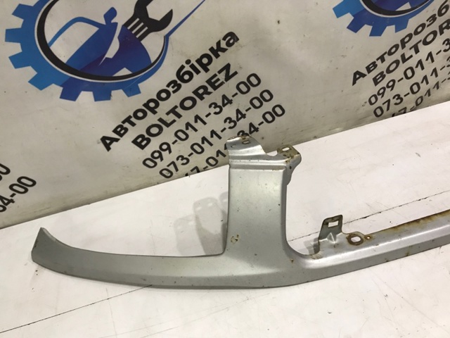 TOYOTA 5393142020 Накладка фар нижняя в наличии Полтава