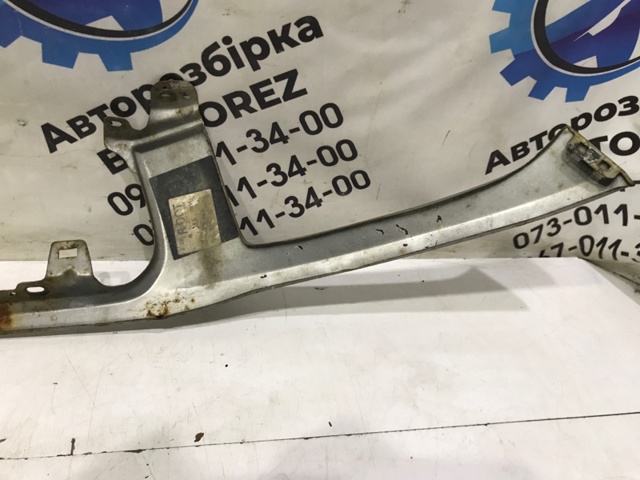 5393142020 TOYOTA Накладка фар нижняя купить в Полтава