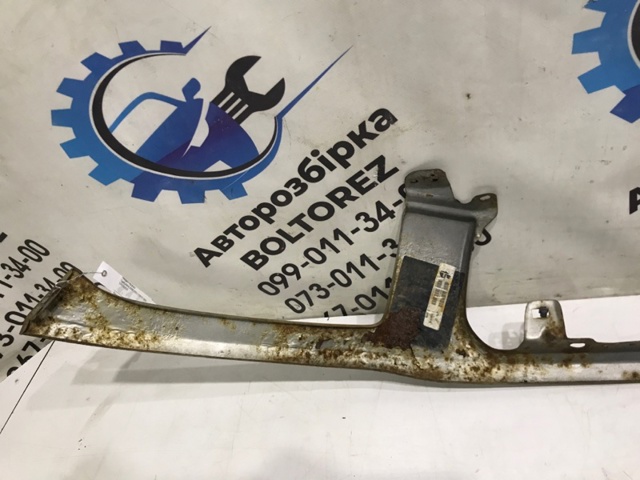 TOYOTA 5393142020 Накладка фар в наличии Полтава