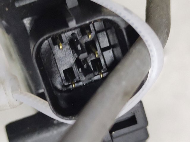 Замок передней пассажирской двери 5715A300 MITSUBISHI