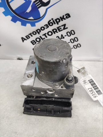 Блок управления ABS 589103E500 HYUNDAI