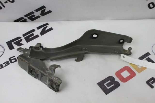 NISSAN 654011CA0A Петля капота левая в наличии Тернополь