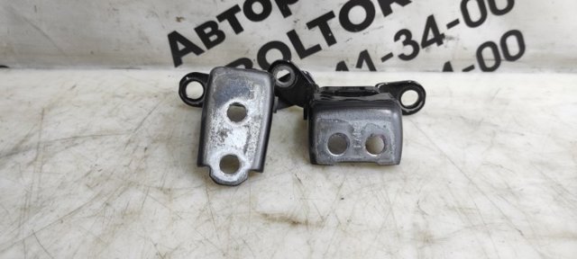 67920SLA003ZZ HONDA Петля двери задней правой купить в Полтава