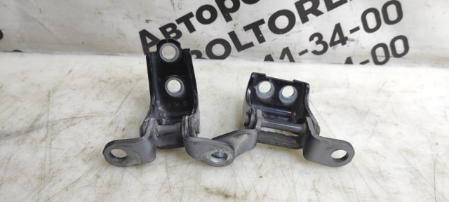 HONDA 67920SLA003ZZ Петля двери задней правой в наличии Тернополь