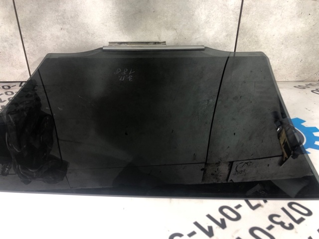 6810342130 TOYOTA Стекло двери задней правой купить в Черновцы