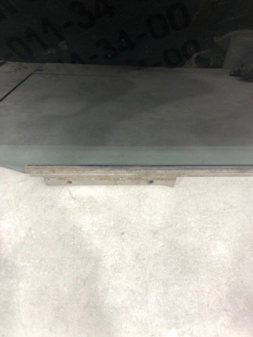 6810342130 TOYOTA Стекло двери задней правой купить в Запорожье