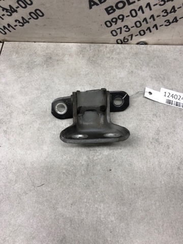 Завеса двери передней левой 6874033020 TOYOTA