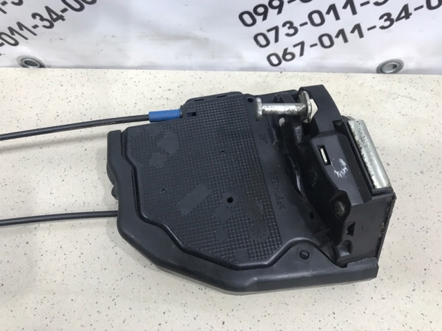 6905002180 TOYOTA Замок двери задней правой купить в Ровно