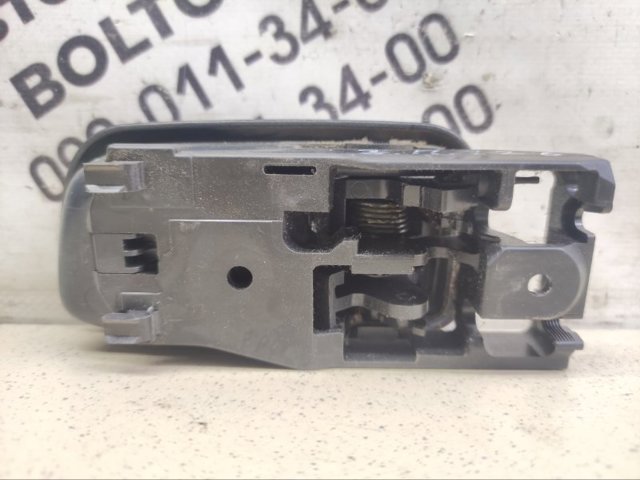 TOYOTA 6920530150B6 Ручка двери боковой (сдвижной) внутренняя правая в наличии Ирпень