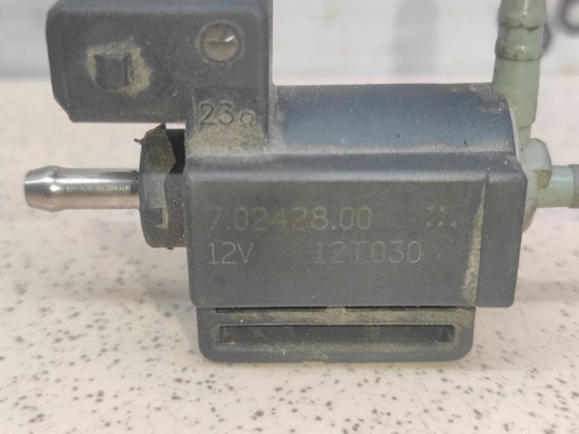 LAND ROVER 70242800 в наличии Ровно