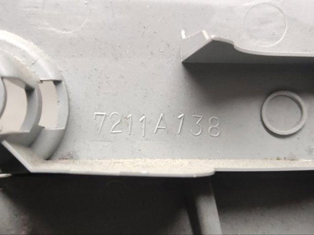 MITSUBISHI 7211A052HA Обшивка стойки кузова внутренняя средняя правая в наличии Черкассы