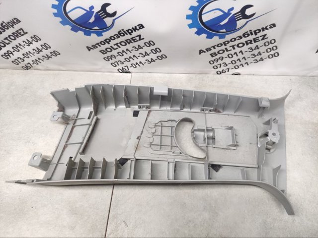 MITSUBISHI 7211A052HA Обшивка стойки кузова внутренняя средняя правая в наличии Тернополь