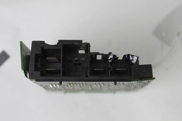 Блок управления комфортом 7510638 BMW
