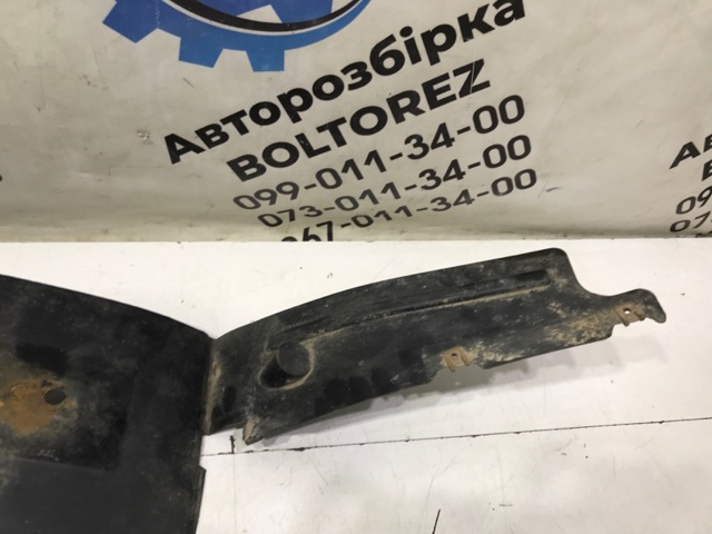 76766EB300 Nissan/Infiniti Подкрылок крыла заднего левый