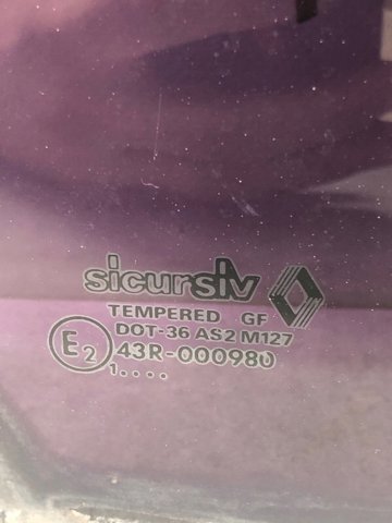 RENAULT 7700780539 Стекло-форточка двери задней правой в наличии Ужгород