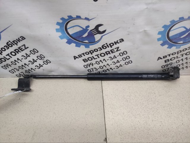 Опора капота левая 81150H1000 HYUNDAI