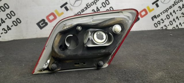 TOYOTA 8158006120 Фонарь задний правый внутренний в наличии Полтава