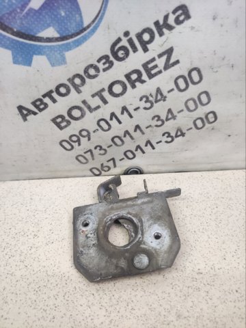 Замок капота Рено Трафик II